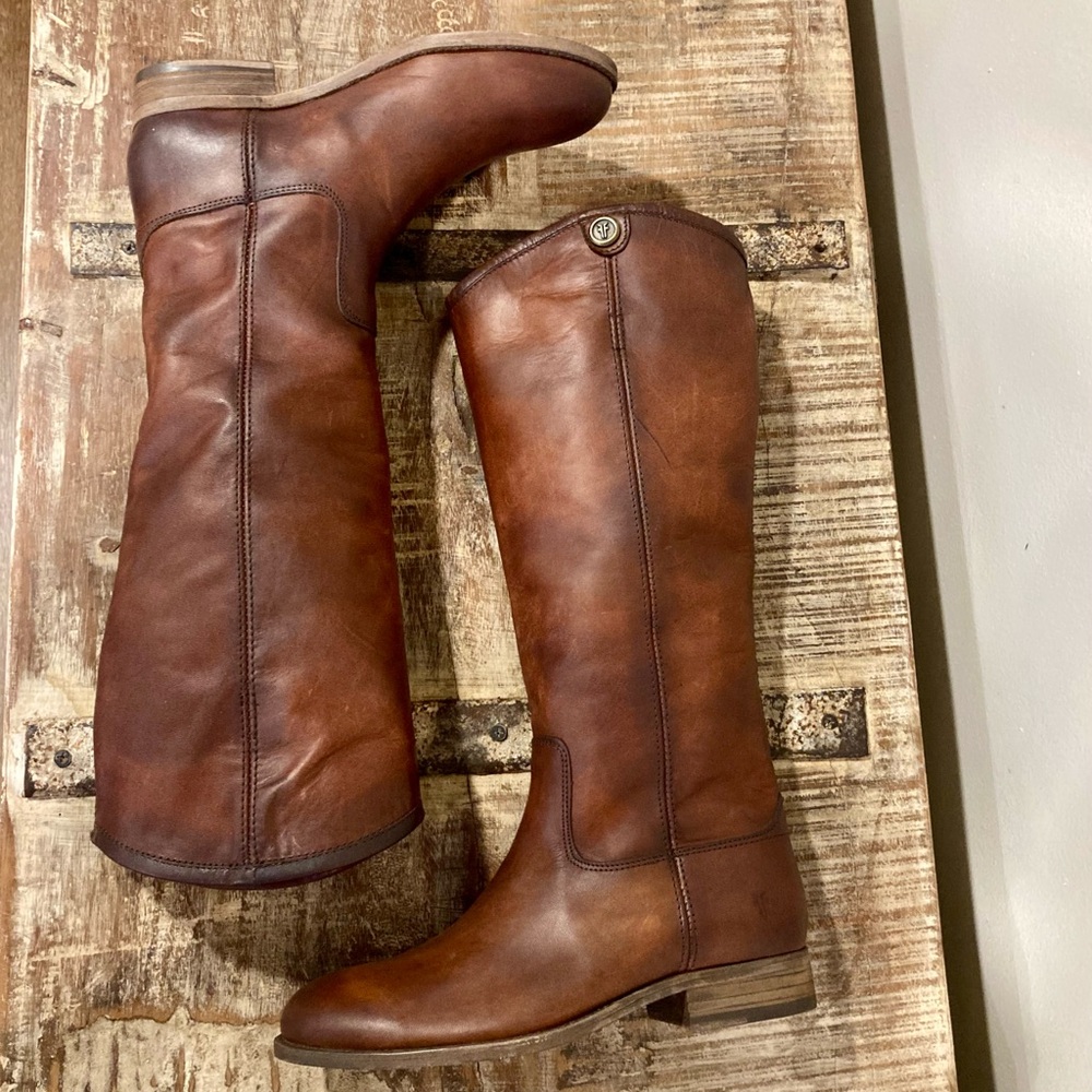 Frye Melissa Button 2 Brown Tall Riding Boots Size 5.5 NWOB Cognac - Picture 7 of 12